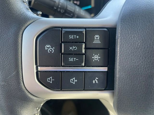 Used 2024 Ford Expedition XLT RWD image 28