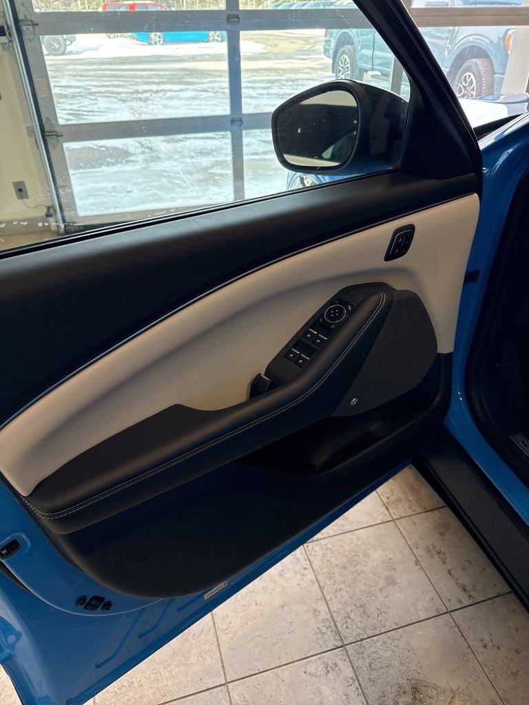 Used 2023 Ford Mustang Mach-E Premium image 17