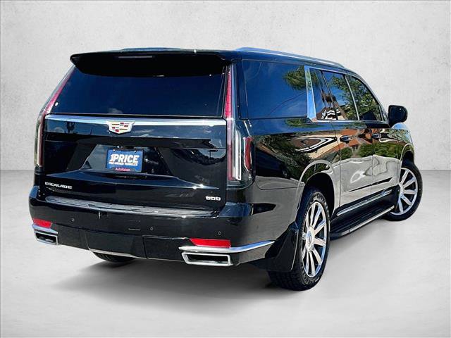 Used 2022 Cadillac Escalade ESV Premium Luxury Platinum w/ Heavy-Duty Trailer Package AWD/4WD image 2