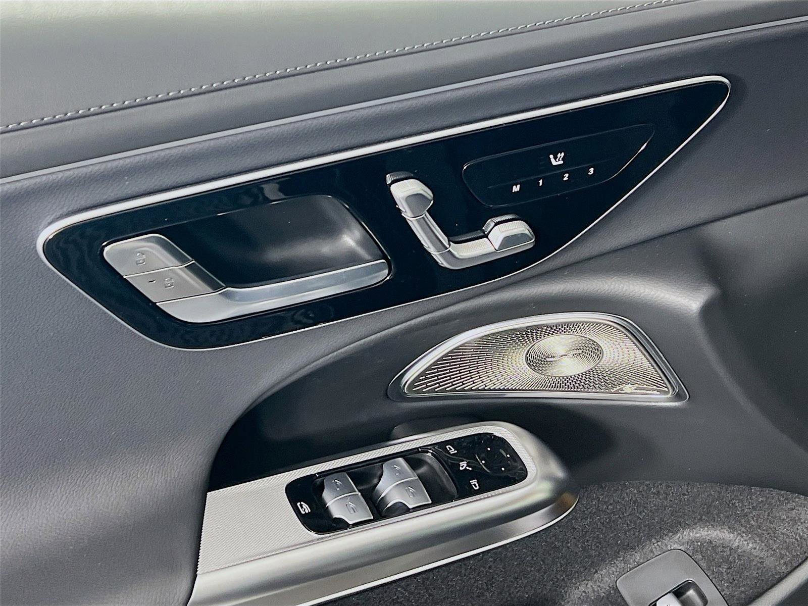 New 2026 Mercedes-Benz E 350 4MATIC Sedan image 16