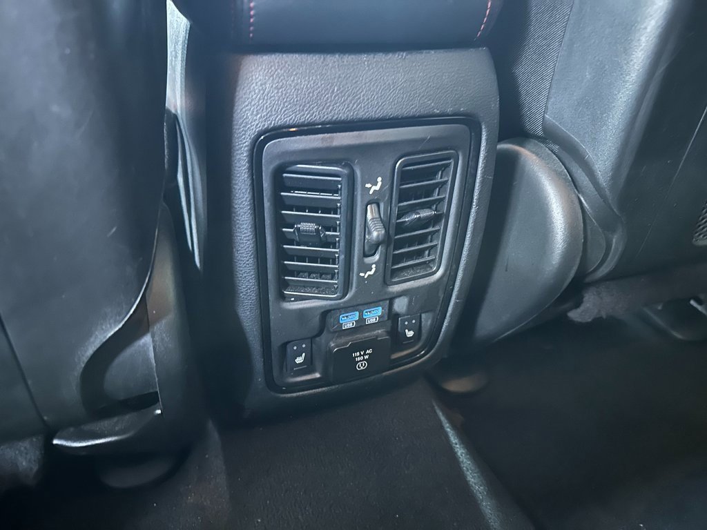 Certified 2024 Dodge Durango GT image 40