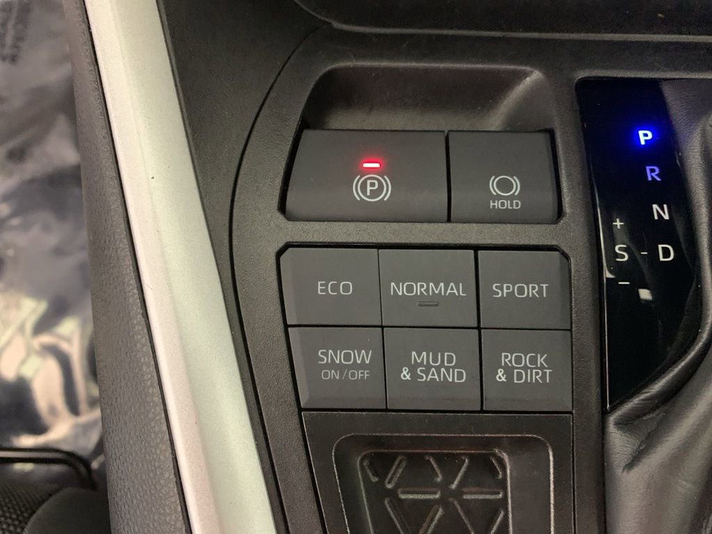 Used 2024 Toyota RAV4 LE image 26
