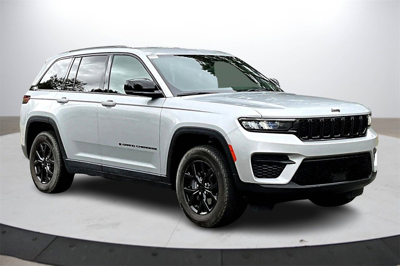 Certified 2024 Jeep Grand Cherokee Altitude