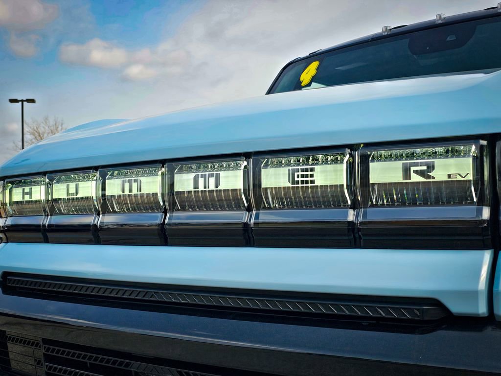 Used 2024 GMC Hummer EV 2X w/ LPO, Storage Package image 11