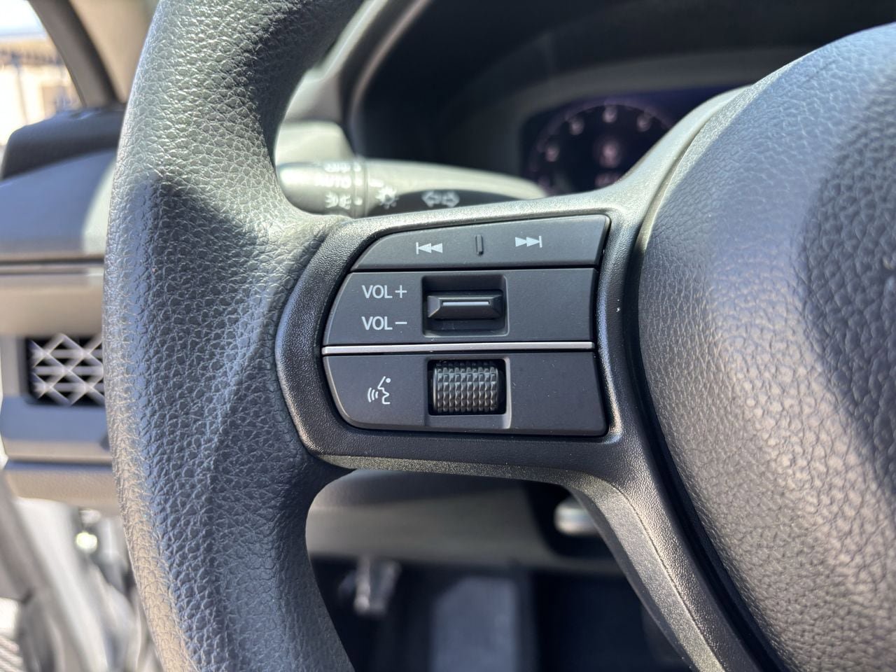 Certified 2024 Honda Accord LX image 25