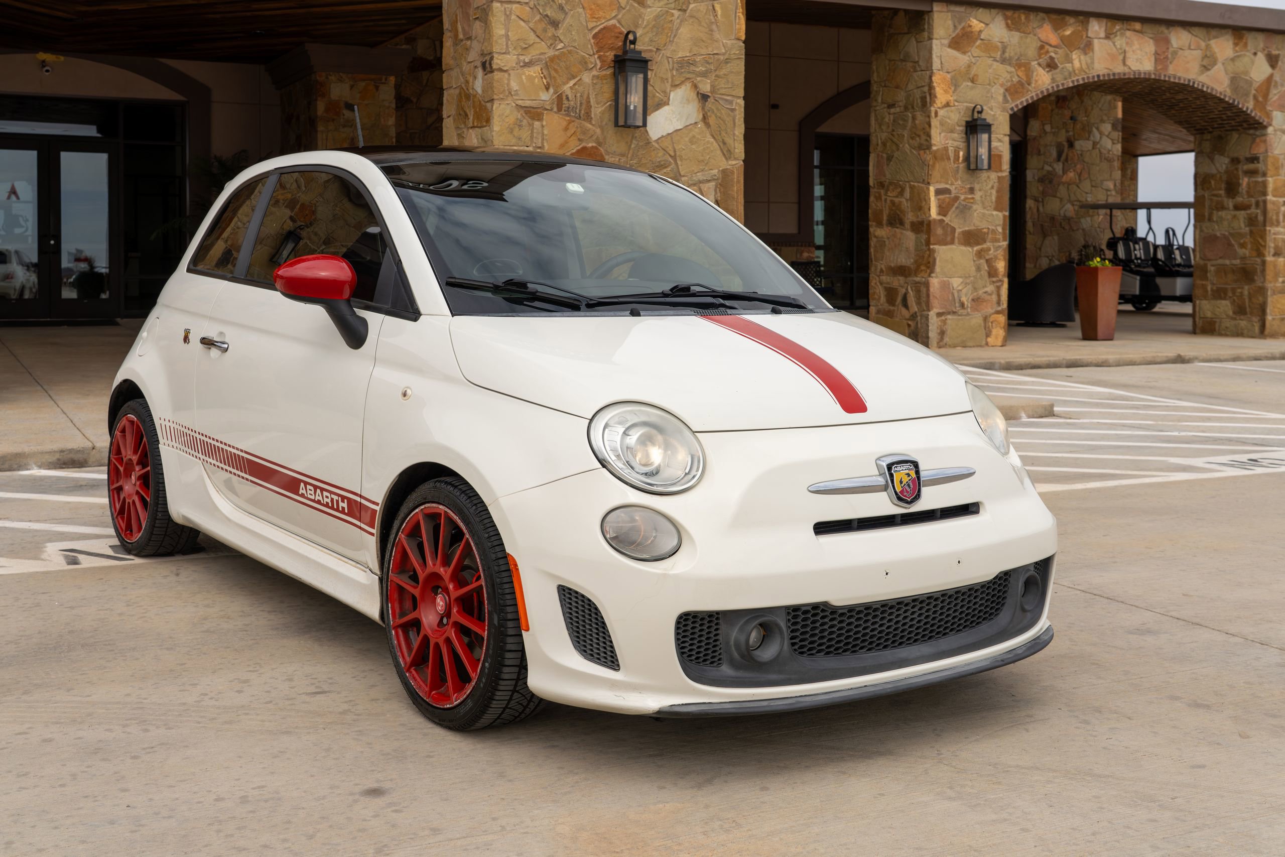 Used 2013 FIAT 500 Abarth w/ Comfort/Convenience Group image 2