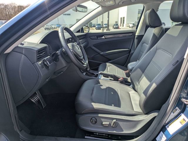 Used 2020 Volkswagen Passat 2.0T R-Line FWD image 21