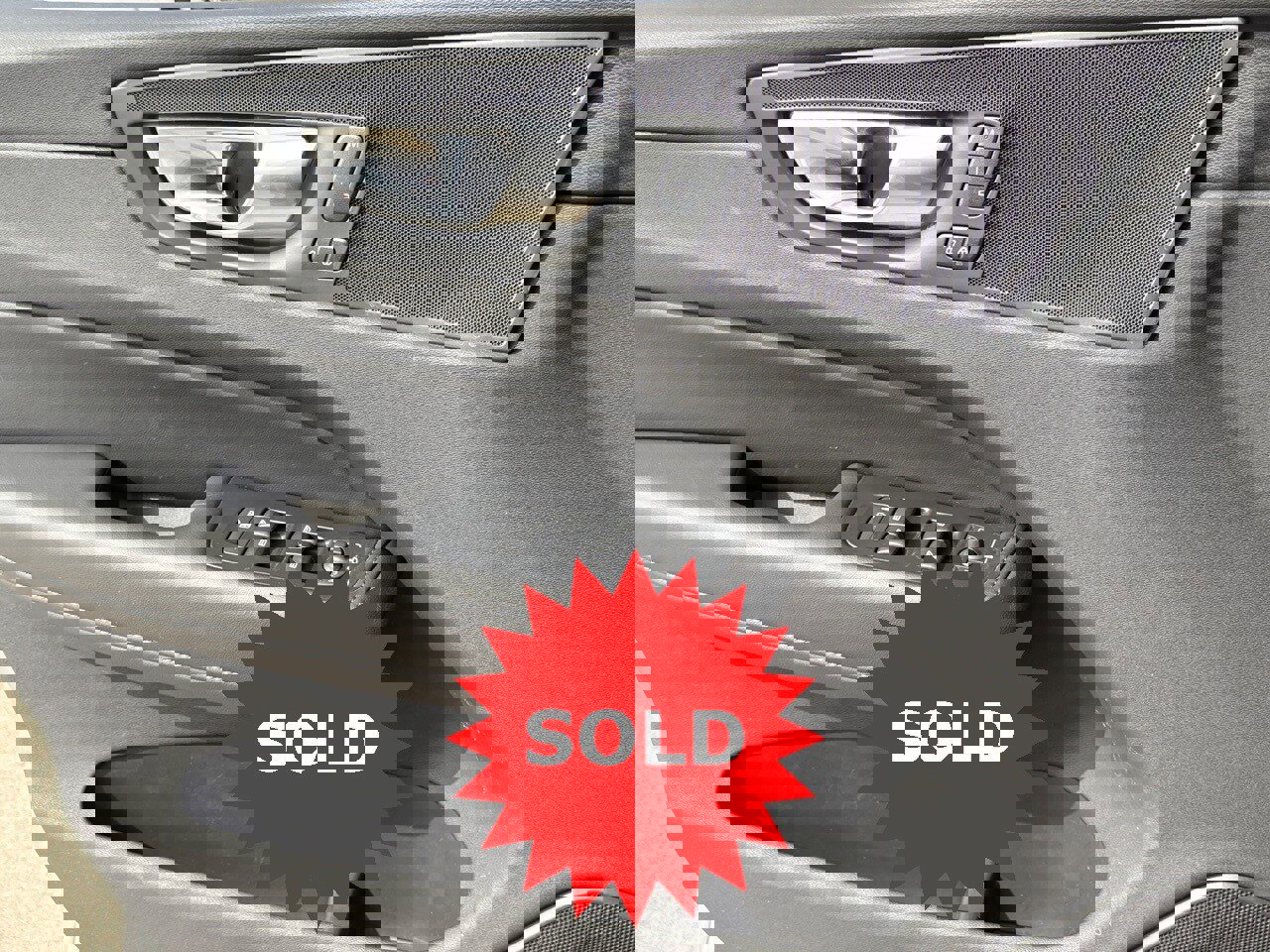 Used 2025 Volvo XC60 B5 Plus w/ Climate Package image 27