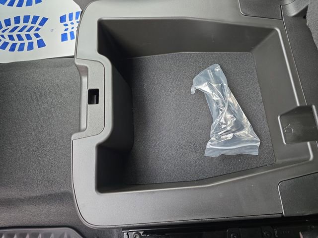 Used 2024 GMC Sierra 1500 SLE w/ Preferred Package image 33