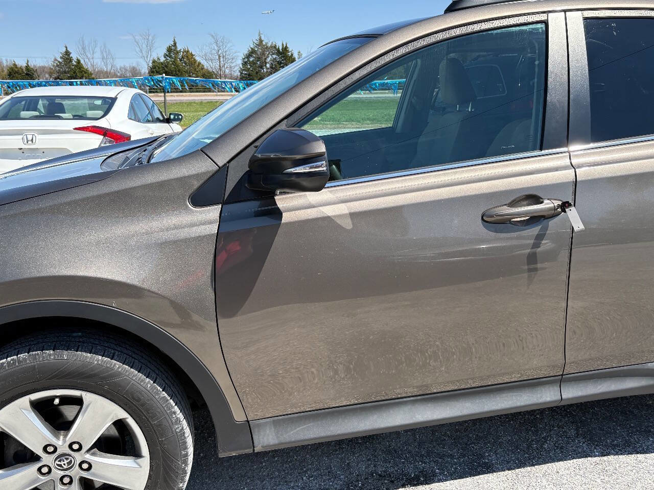 Used 2015 Toyota RAV4 XLE image 8