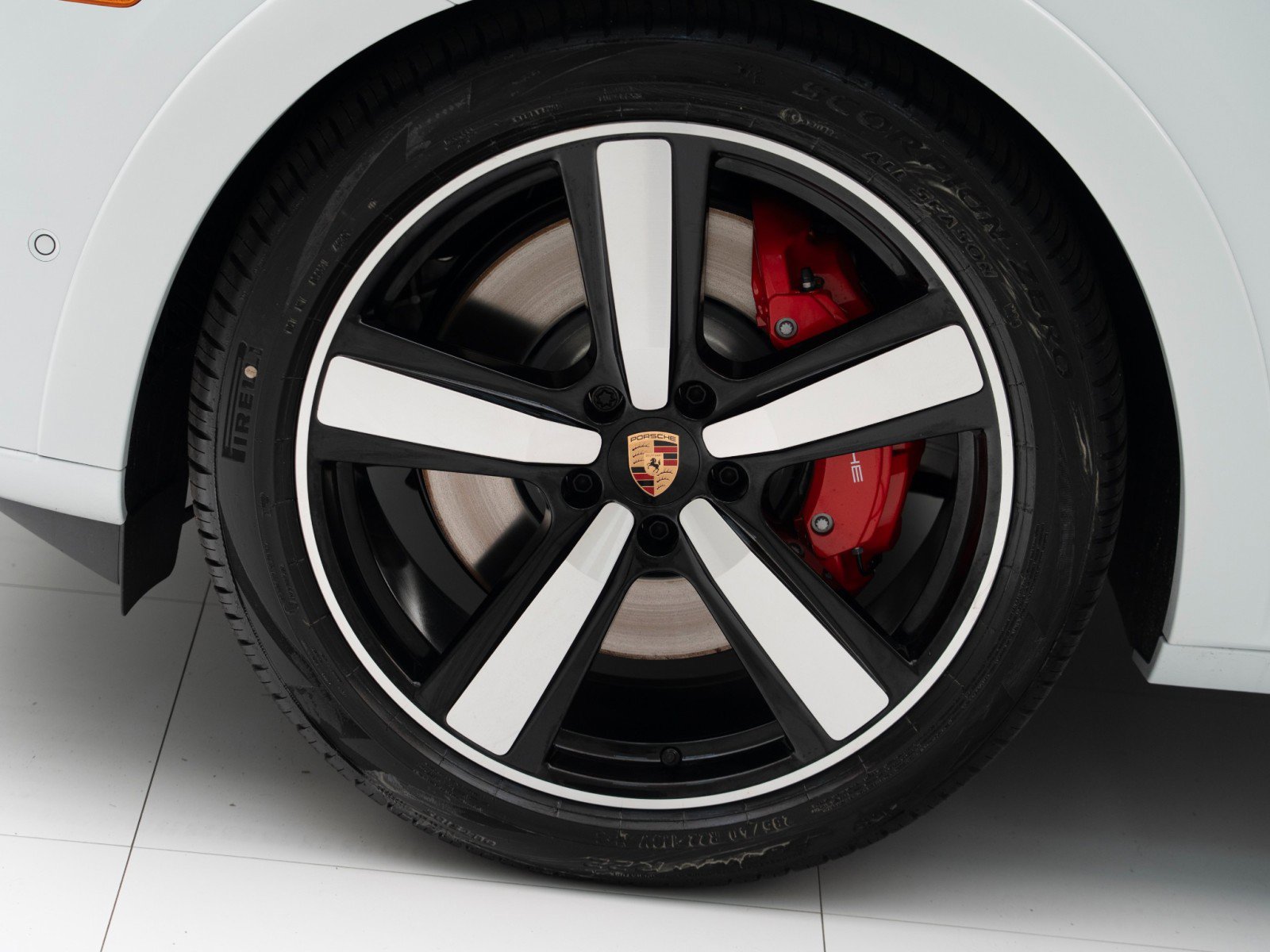New 2026 Porsche Cayenne GTS AWD/4WD image 12