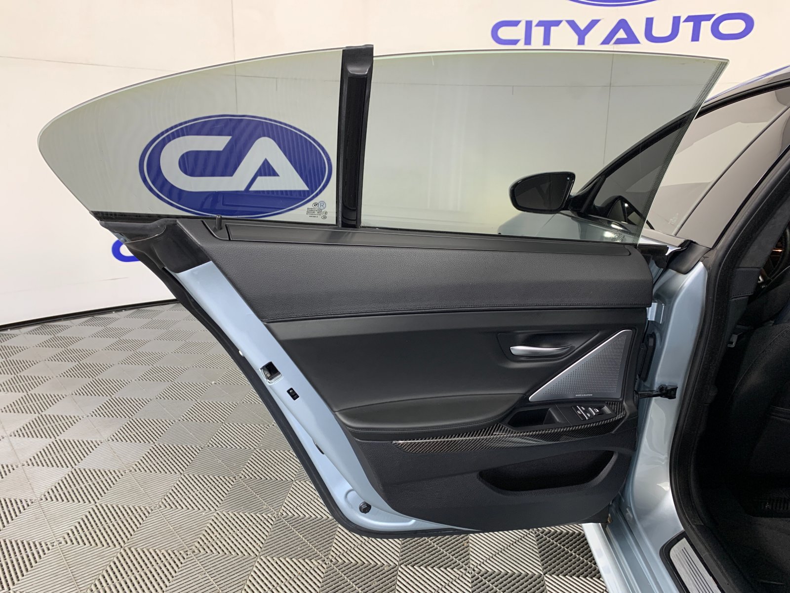 Used 2019 BMW M6 Gran Coupe w/ Competition Package RWD image 29