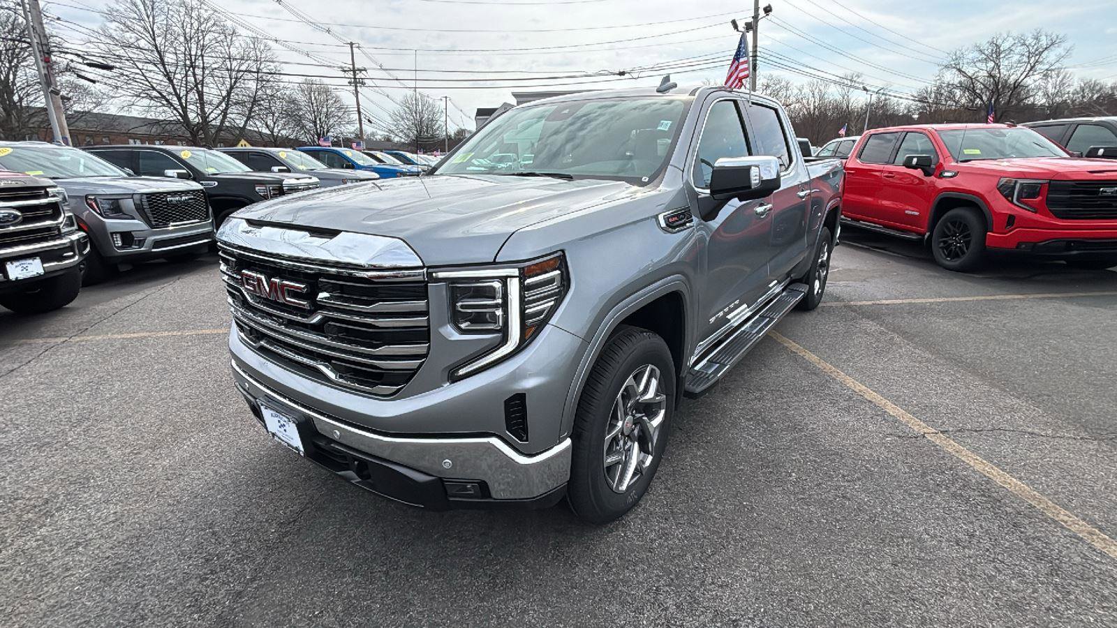 New 2026 GMC Sierra 1500 SLT w/ SLT Premium Plus Package image 3