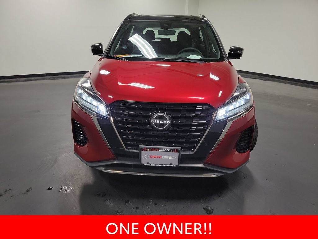 Used 2022 Nissan Kicks SR w/ Interior Electronics Package FWD image 3