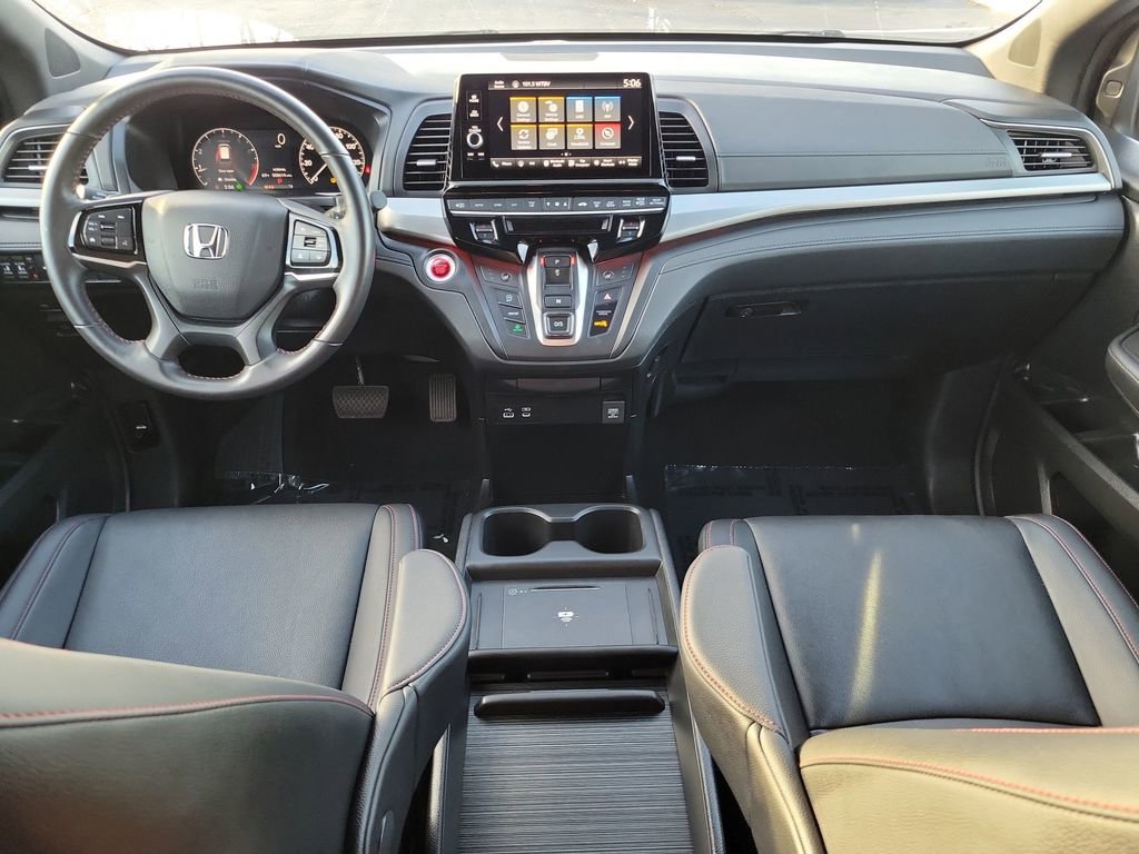 Used 2025 Honda Odyssey Sport-L image 12