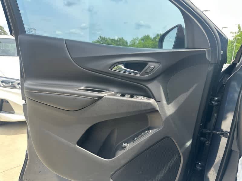 Used 2019 Chevrolet Equinox Premier FWD image 13