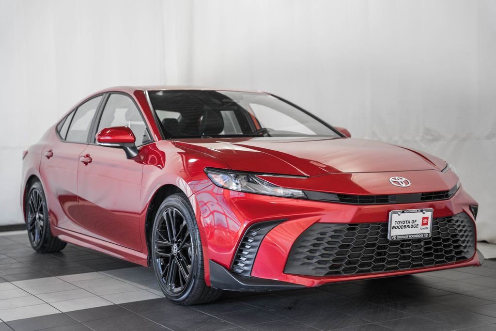 Used 2025 Toyota Camry SE