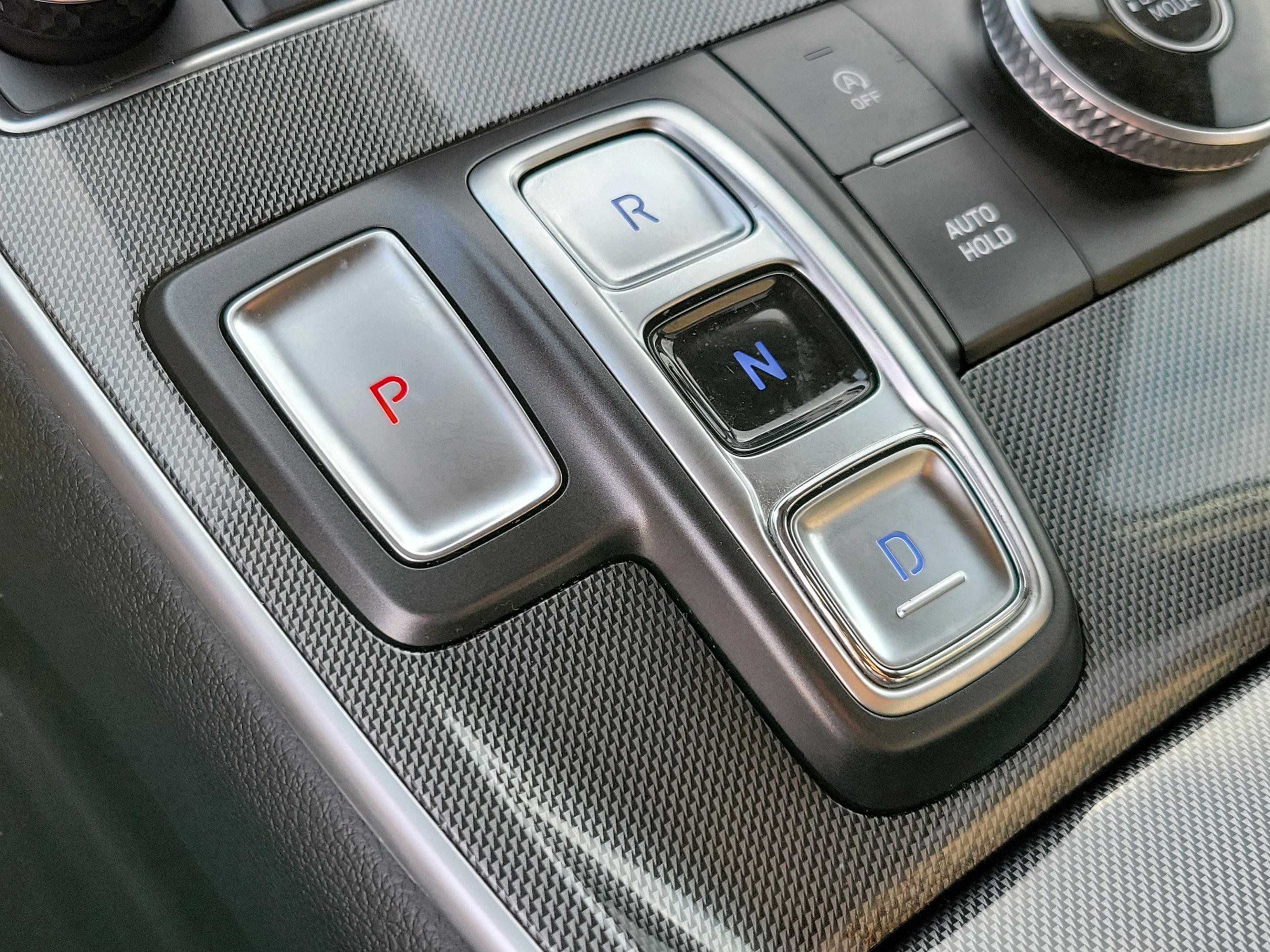 Certified 2023 Hyundai Santa Fe SE image 26