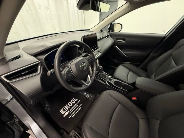 Certified 2023 Toyota Corolla Cross XLE w/ Convenience Package image 12