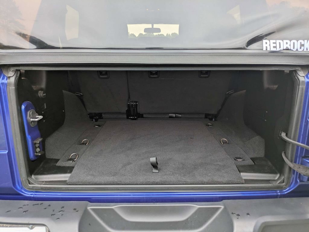 Used 2020 Jeep Wrangler Unlimited Sahara AWD/4WD image 13