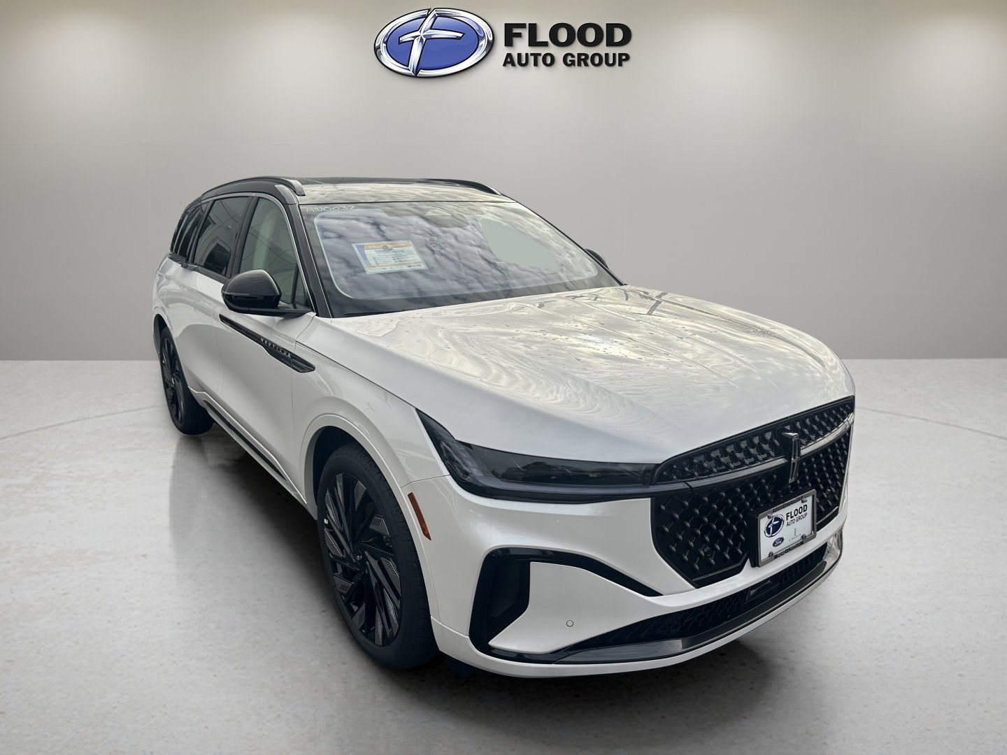 New 2026 Lincoln Nautilus Black Label w/ Jet Appearance Package image 1