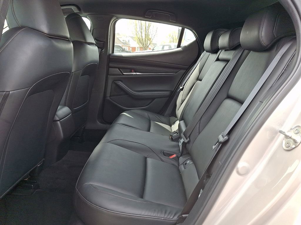 Used 2024 MAZDA MAZDA3 s FWD image 12