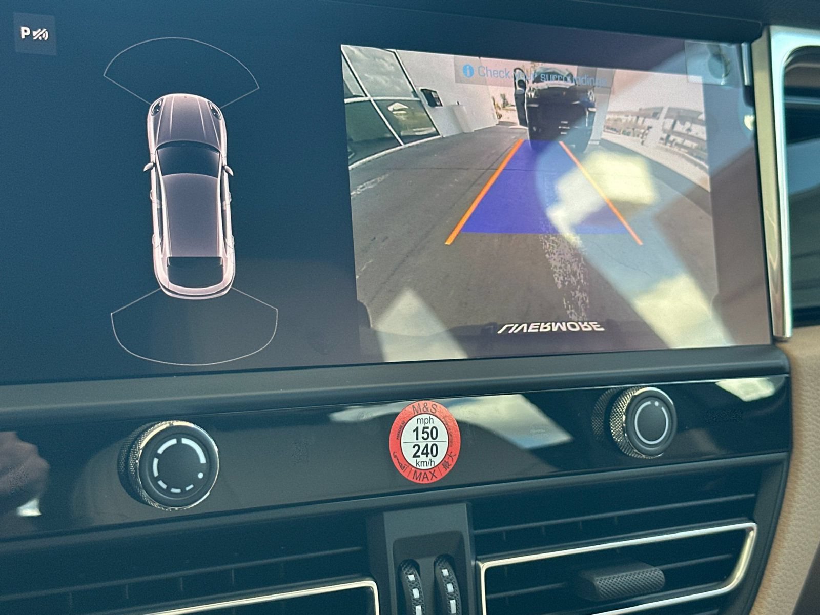 New 2026 Porsche Macan AWD/4WD image 20