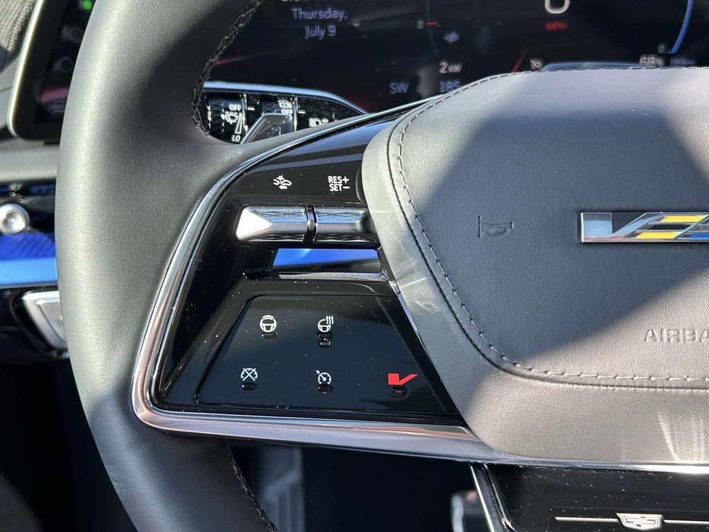 New 2026 Cadillac Optiq V AWD/4WD image 24