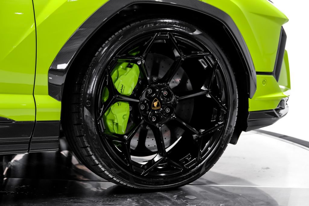 Used 2023 Lamborghini Urus Performante AWD/4WD image 72