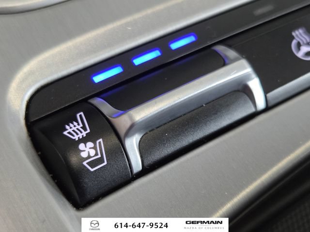 Used 2018 Kia Stinger GT2 AWD/4WD image 35