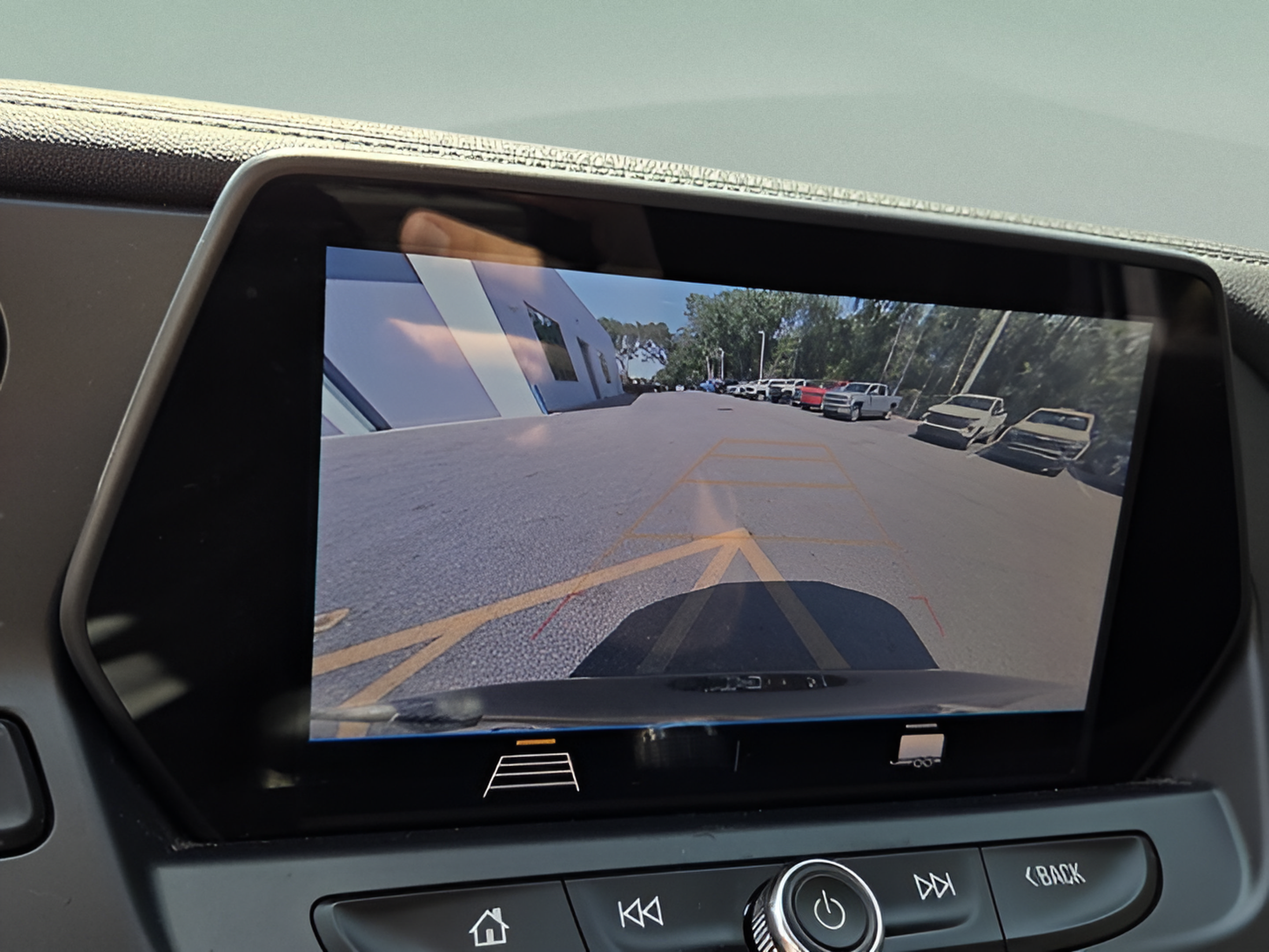 Certified 2020 Chevrolet Blazer LT AWD/4WD image 19