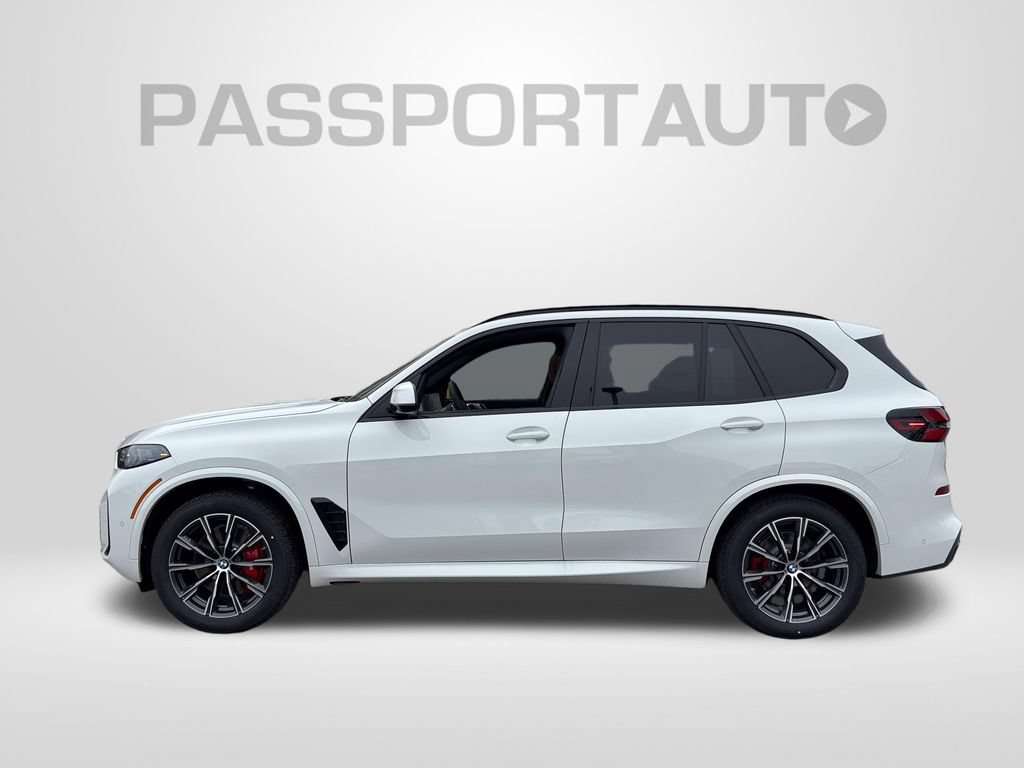New 2026 BMW X5 xDrive40i w/ M Sport Package AWD/4WD image 2