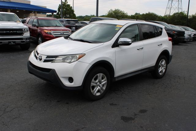 Used 2015 Toyota RAV4 LE AWD/4WD image 12