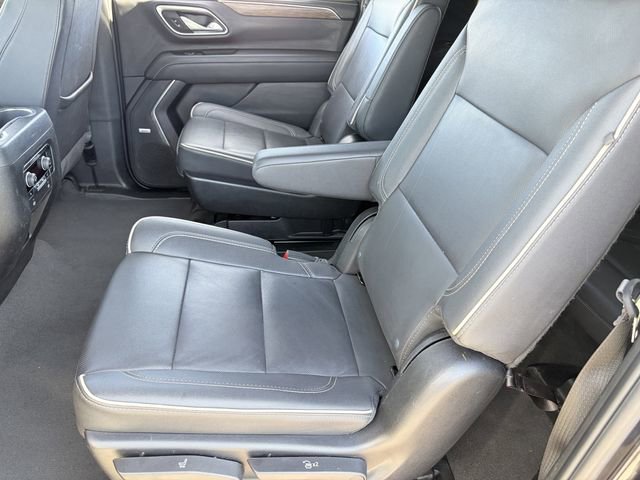 Used 2023 Chevrolet Suburban Premier image 27
