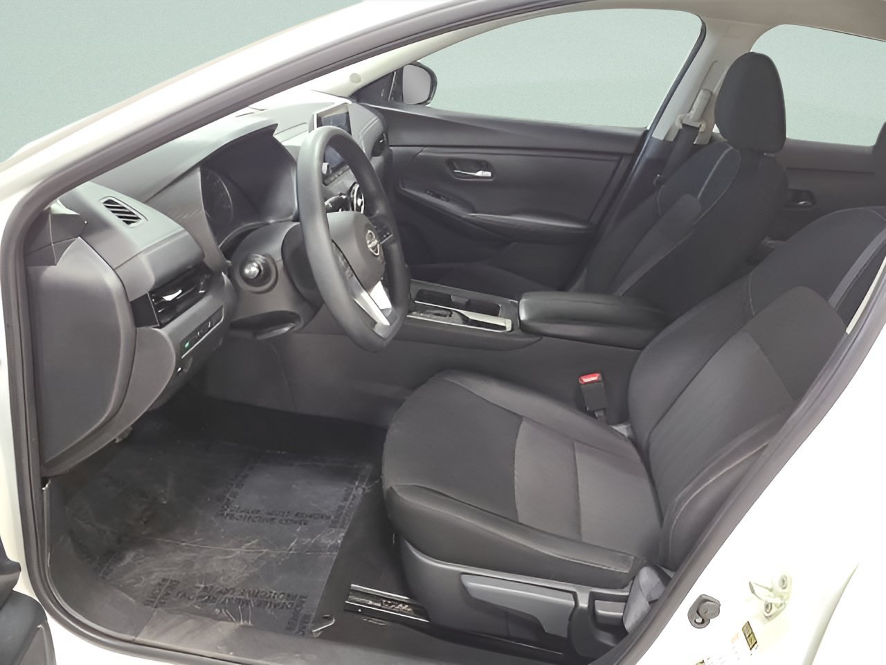 Used 2024 Nissan Sentra SV FWD image 17