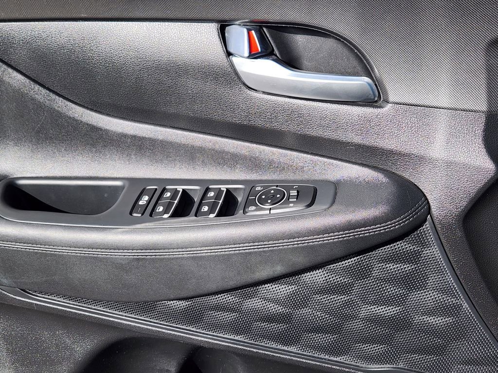 Used 2023 Hyundai Santa Fe SEL image 13