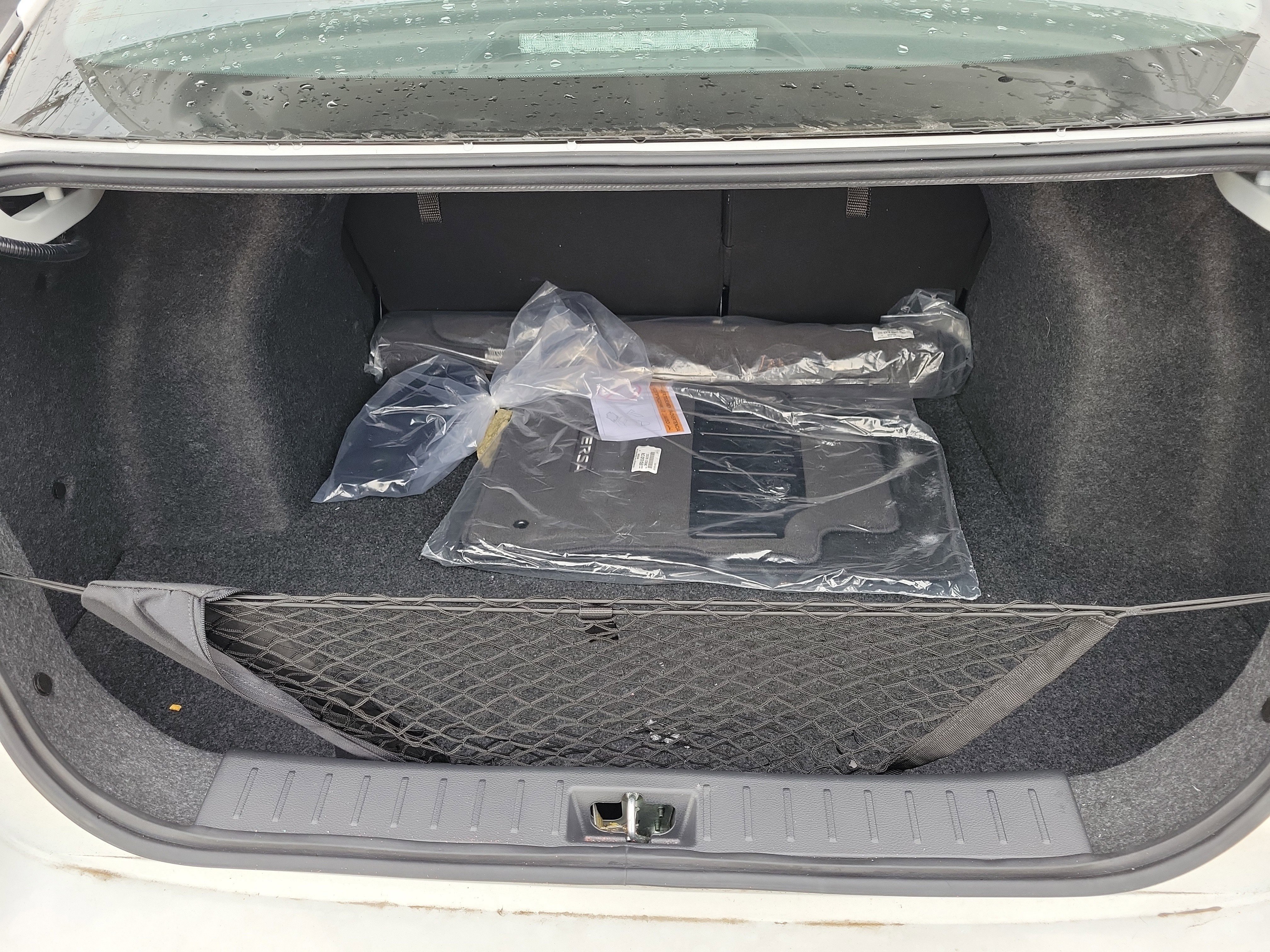 Certified 2025 Nissan Versa SV w/ Trunk Package image 8