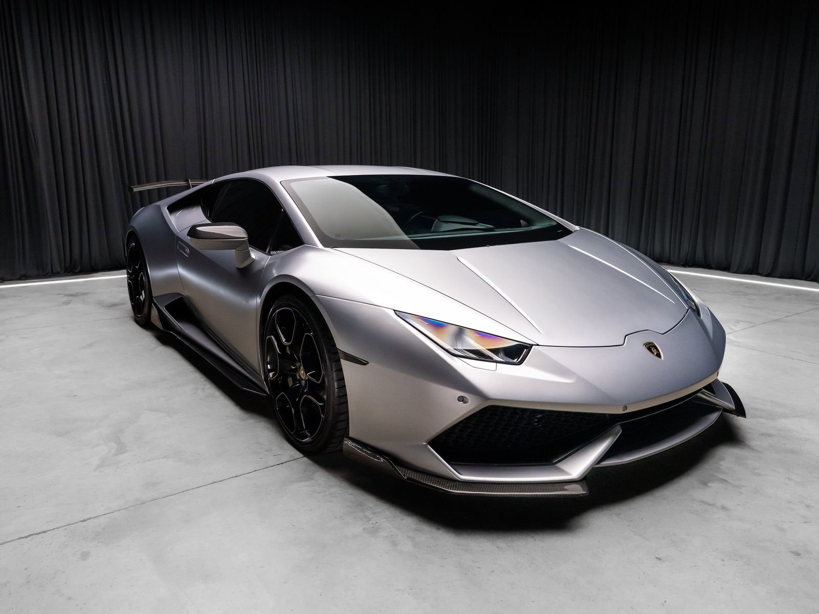 Used 2015 Lamborghini Huracan LP 610-4 AWD/4WD image 9