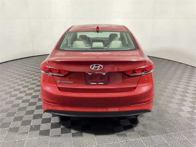 Used 2017 Hyundai Elantra SE image 7