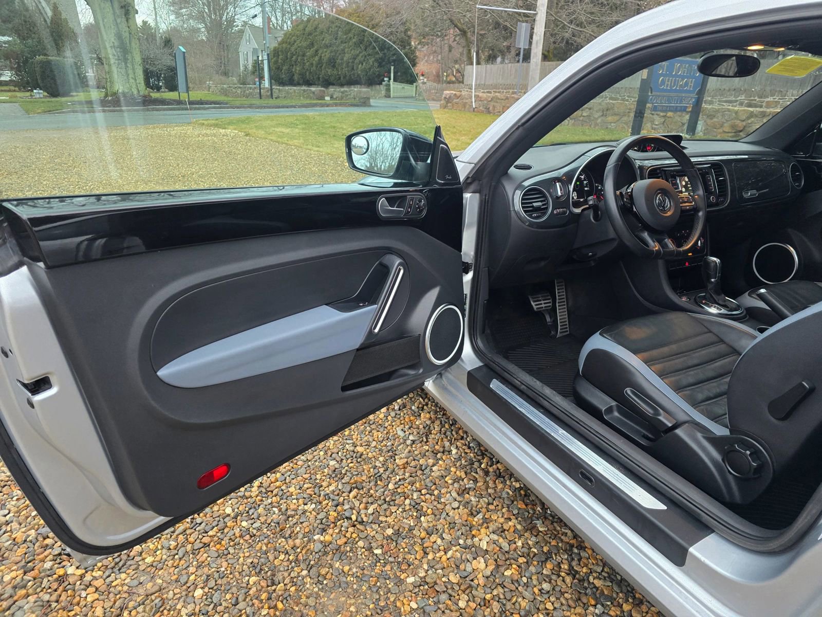 Used 2012 Volkswagen Beetle Turbo image 7