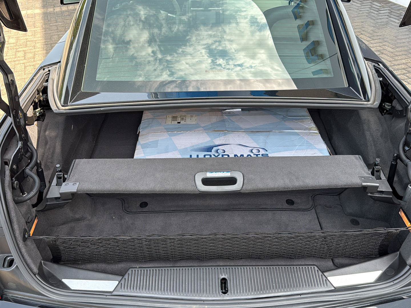 Used 2006 Cadillac XLR RWD image 38