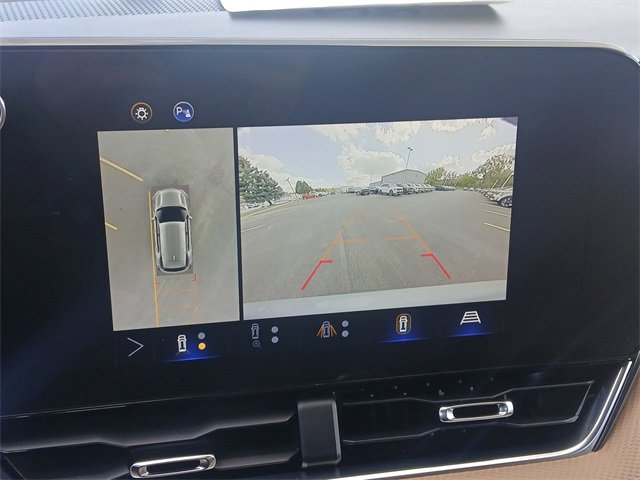 Used 2025 Chevrolet Equinox ACTIV w/ Safety and Technology Package image 17