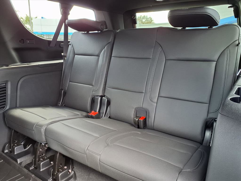 New 2026 Chevrolet Suburban Z71 w/ Comfort Package image 15