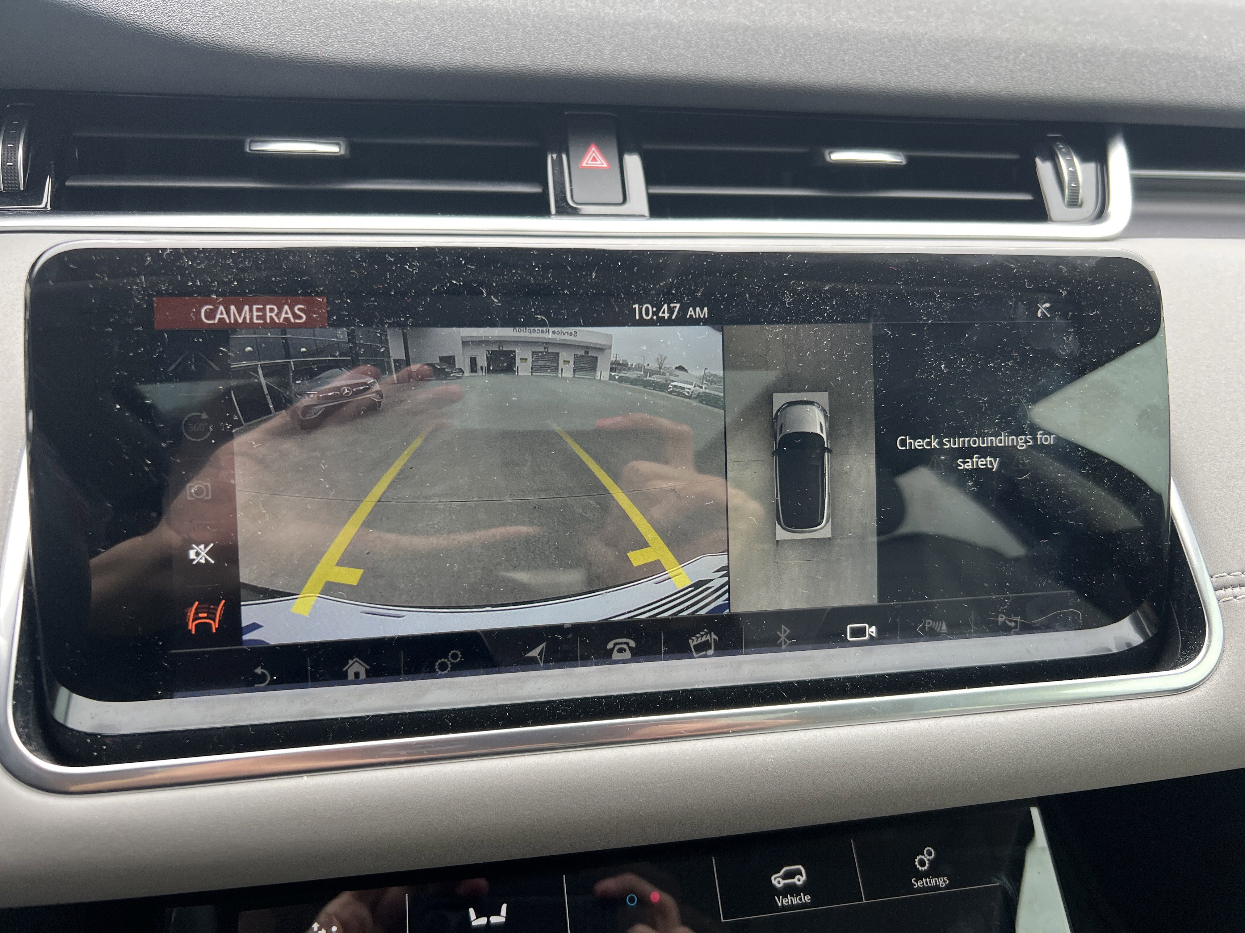 Used 2020 Land Rover Range Rover Evoque SE image 25