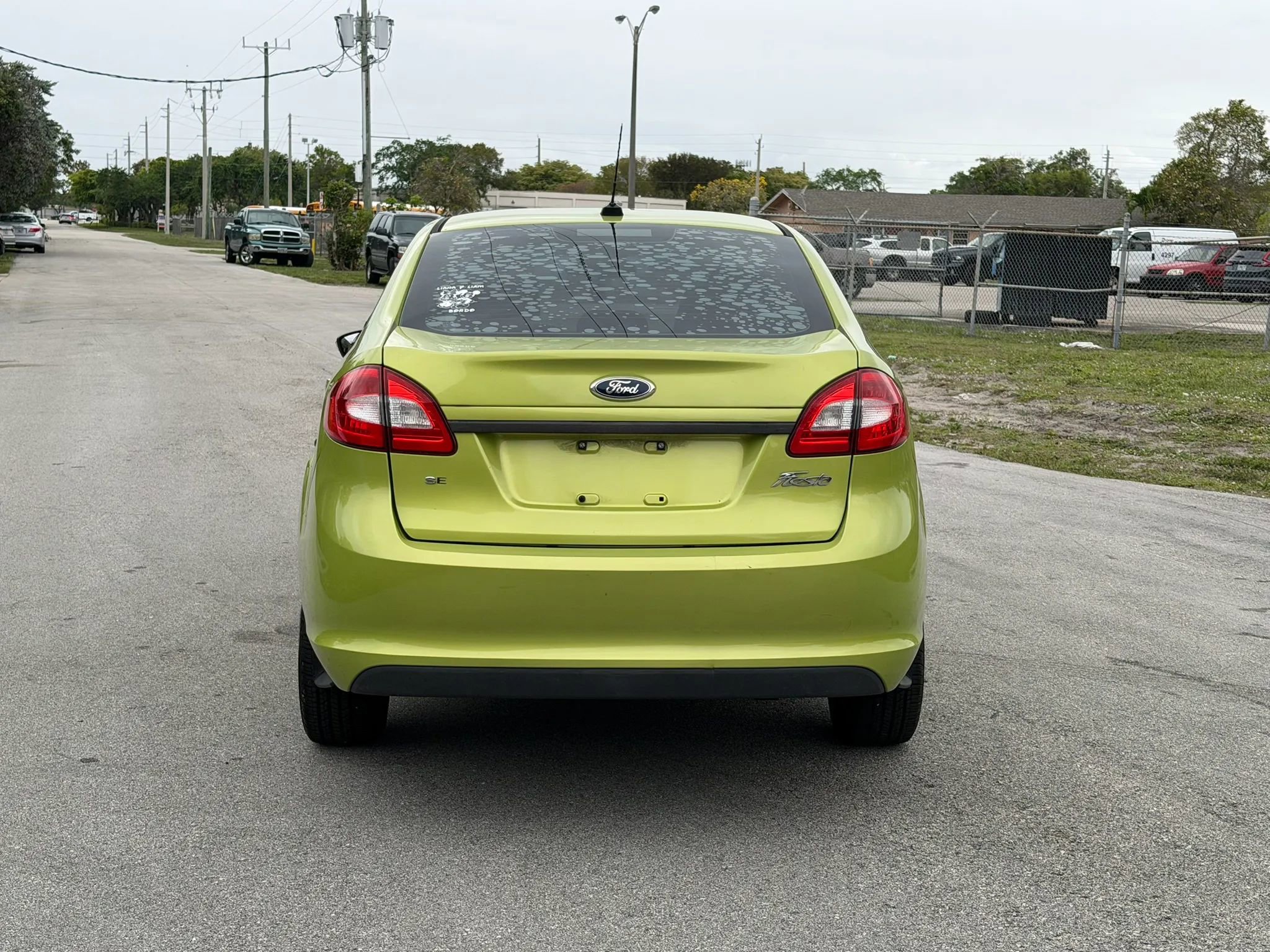 Used 2013 Ford Fiesta SE image 10