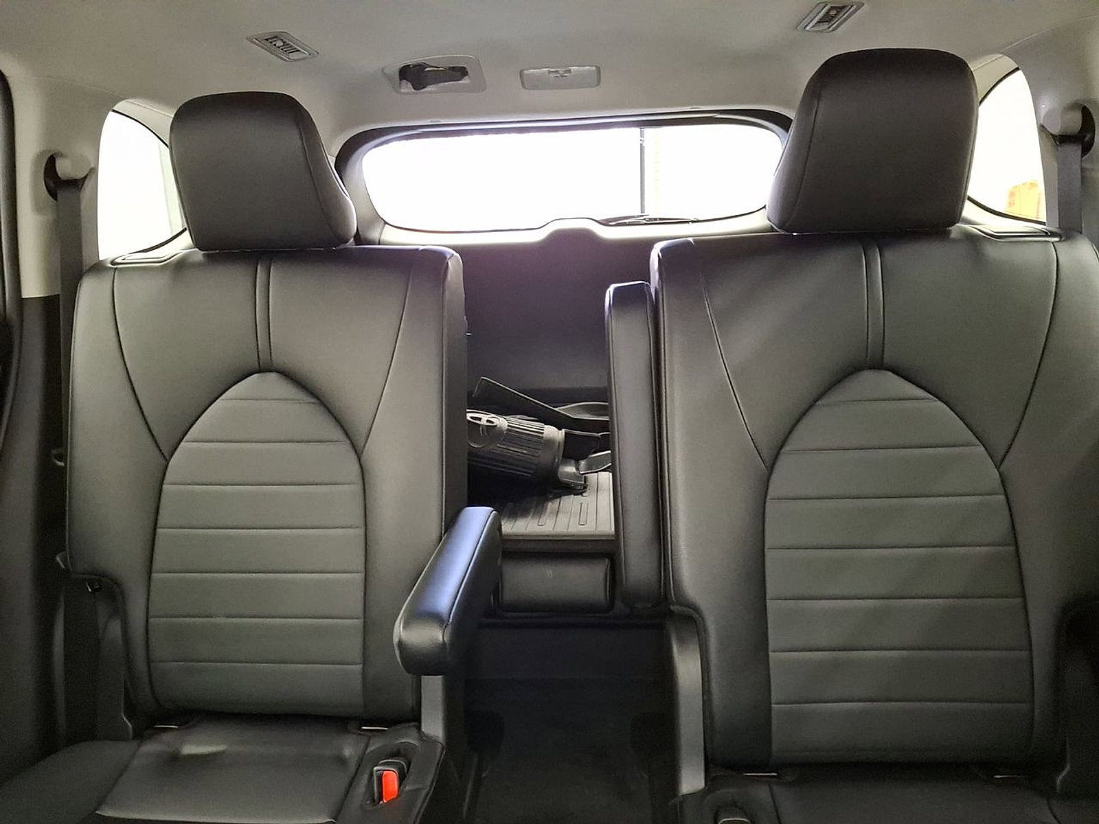 Certified 2024 Toyota Highlander XLE image 20