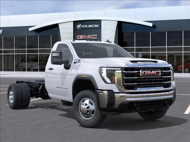 New 2026 GMC Sierra 3500 Pro w/ Convenience Package AWD/4WD image 7