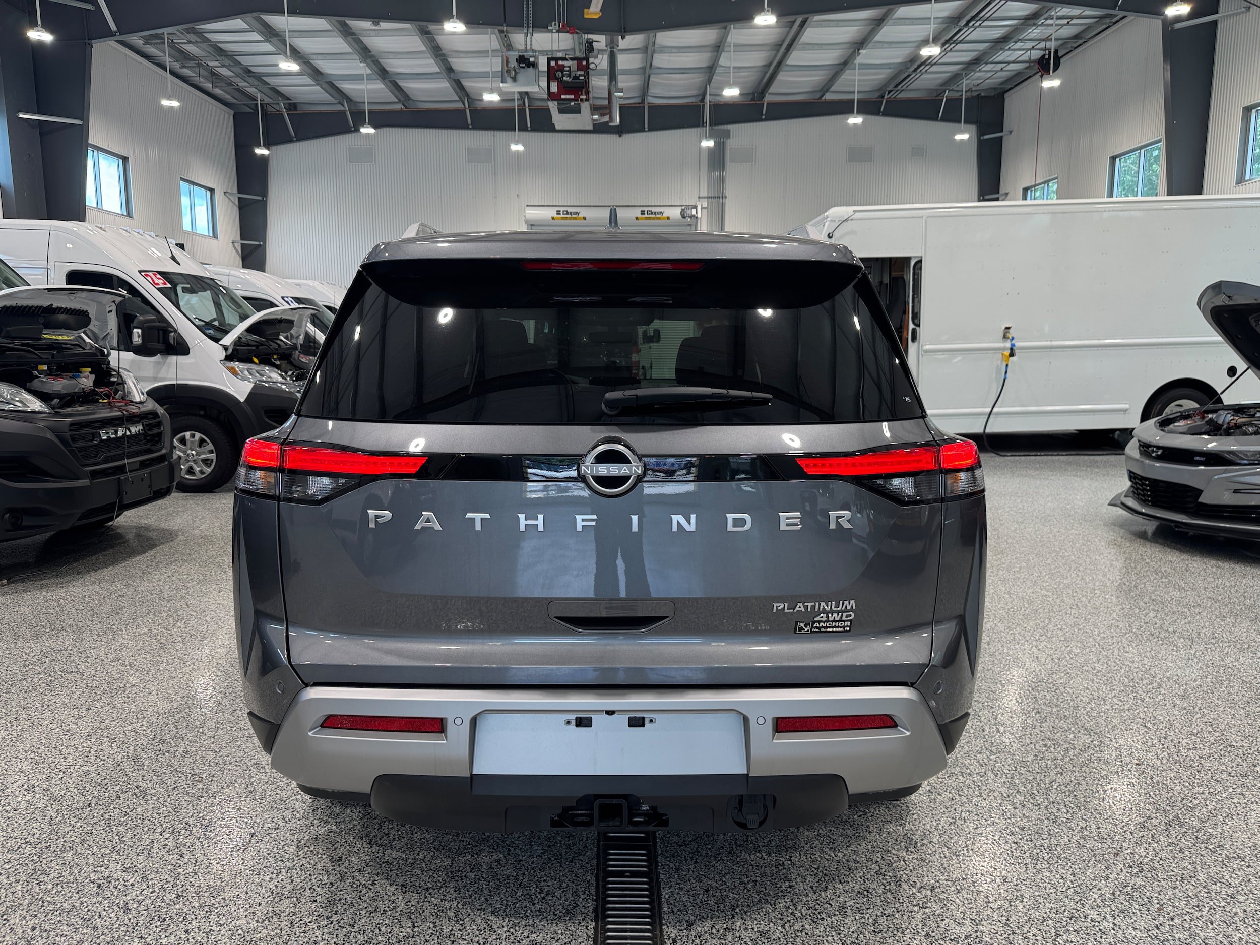 Used 2025 Nissan Pathfinder Platinum AWD/4WD image 7