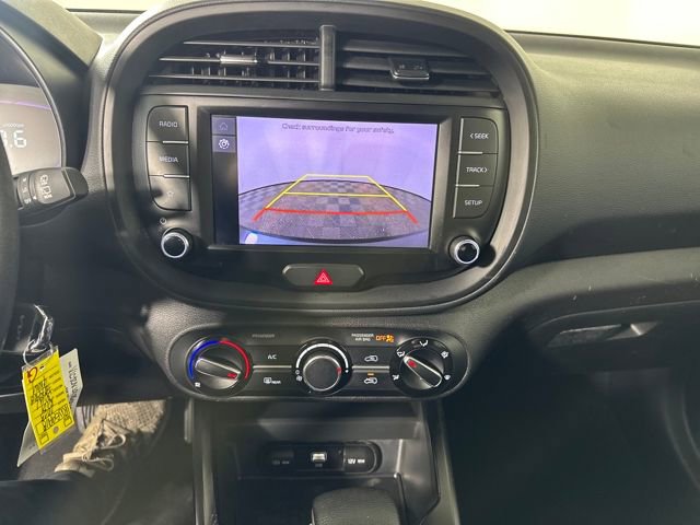 Used 2023 Kia Soul LX w/ LX Technology Package image 22