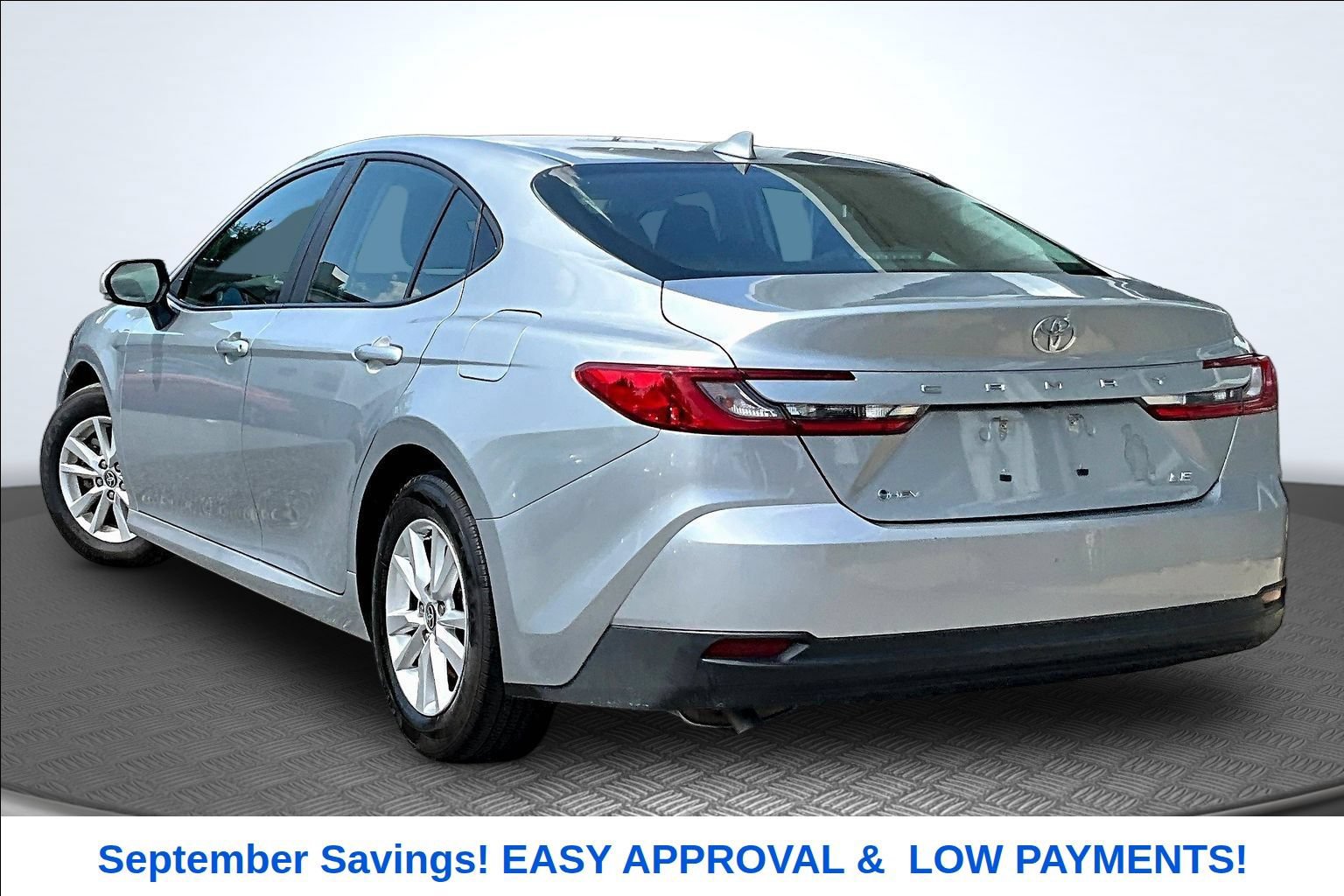 Used 2025 Toyota Camry LE FWD image 3